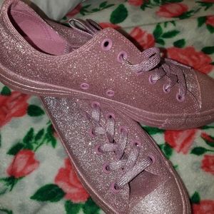 Baby pink glitter converse